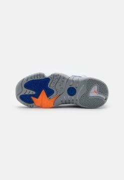 Jordan Jumpman Two Trey Unisex - Zapatillas De Baloncesto - White/Hyper Royal/Safety Orange -Tienda De Moda Juvenil 019b3458f68a4df9ad5f49209c6f4778