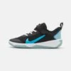 Nike Performance Omni Multi Court Unisex - Zapatillas De Running Neutras - Black/Blue Lightning/Ocean Bliss/Racer Blue -Tienda De Moda Juvenil 01a67a80bbb644b2a24b208a816abf4a