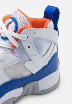 Jordan Jumpman Two Trey Unisex - Zapatillas De Baloncesto - White/Hyper Royal/Safety Orange -Tienda De Moda Juvenil 0b7bc8d964ba43c1ad7122025e7e89d8