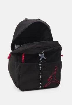 Air Jordan Lunch Backpack Unisex - Mochila - Black 11 Air Jordan Lunch Backpack Unisex - Mochila - Black -Tienda De Moda Juvenil 0ee58e2452c94df78ec5f63c019ef98c