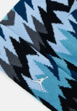 Jordan Jan Essential Beanie Unisex - Gorro - Royal Tint -Tienda De Moda Juvenil 3182f99261bc40b298824512cca62262