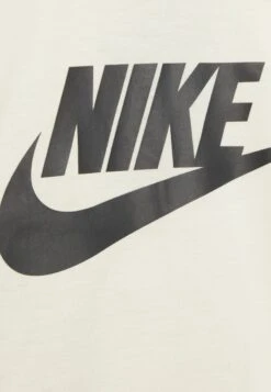 Nike Sportswear Short Sleeve Unisex - Camiseta Estampada - Sail -Tienda De Moda Juvenil 382719eccaca4289936283215941153f