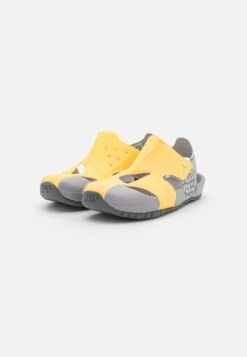 Jordan Flare Bp Unisex- Chanclas De Baño - Topaz Gold/Cement Grey/Tech Grey/Light Graphite -Tienda De Moda Juvenil 444dc94cd60e4da7b61ea0f2c1240c85