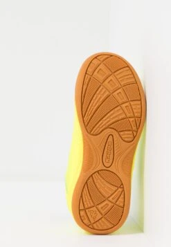 Kappa Kickoff - Zapatillas De Entrenamiento - Yellow/Black -Tienda De Moda Juvenil 562088ff3a6f45d985de4fb154947ea8