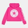 Converse Chuck Patch Cropped Hoodie - Jersey Con Capucha - Pink 2 Converse Chuck Patch Cropped Hoodie - Jersey Con Capucha - Pink -Tienda De Moda Juvenil 6345e449c793444aa2bd197cae9f5a92