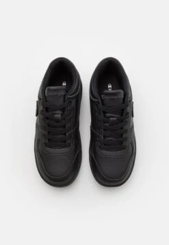 Champion Low Cut Shoe Rebound- Zapatillas De Baloncesto - Triple Black -Tienda De Moda Juvenil 67f917defcd044eda3ce4abb5f55e1e8