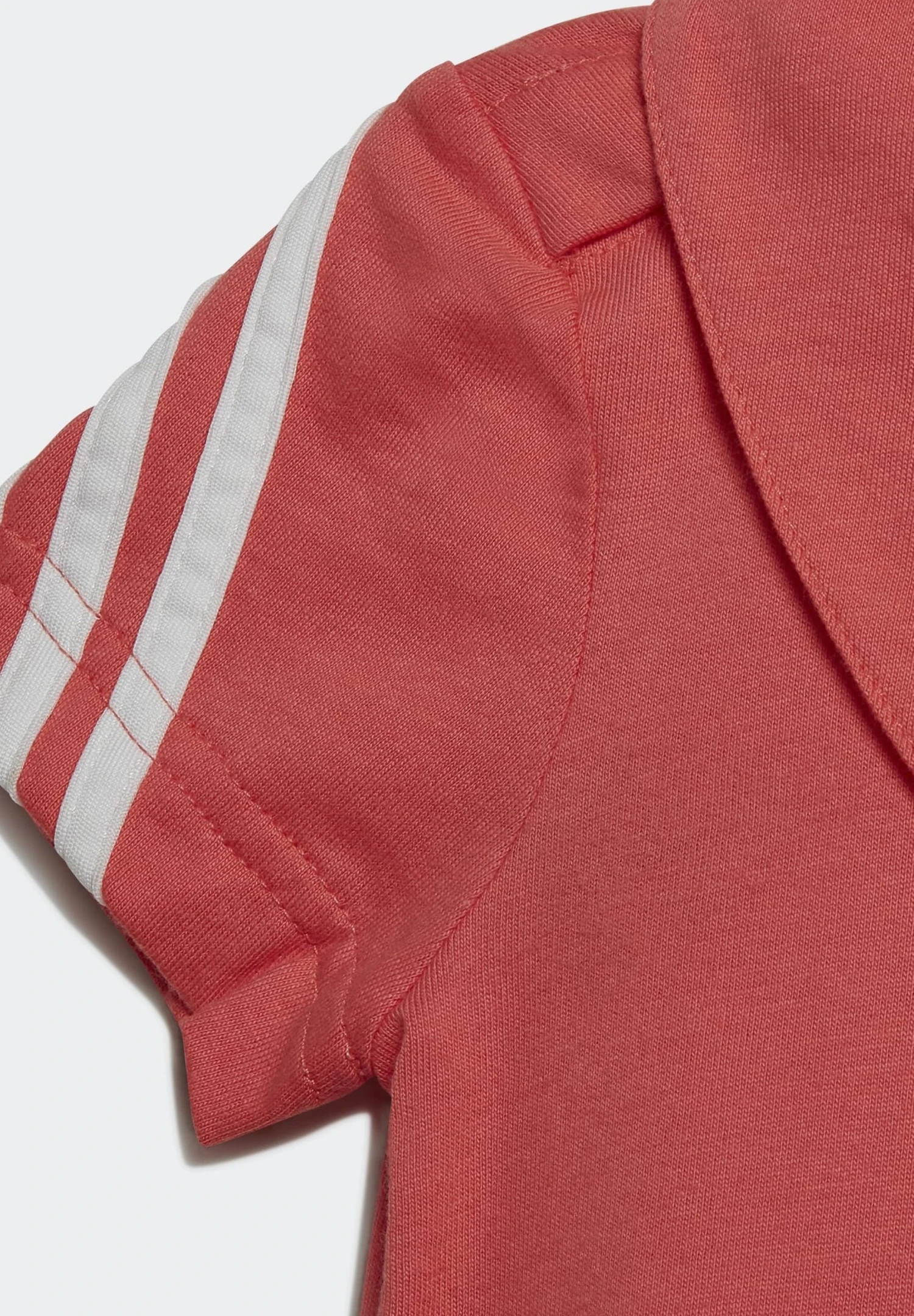 ADIDAS PERFORMANCE Camiseta Estampada - Red 7 ADIDAS PERFORMANCE Camiseta Estampada - Red - Imagen 5