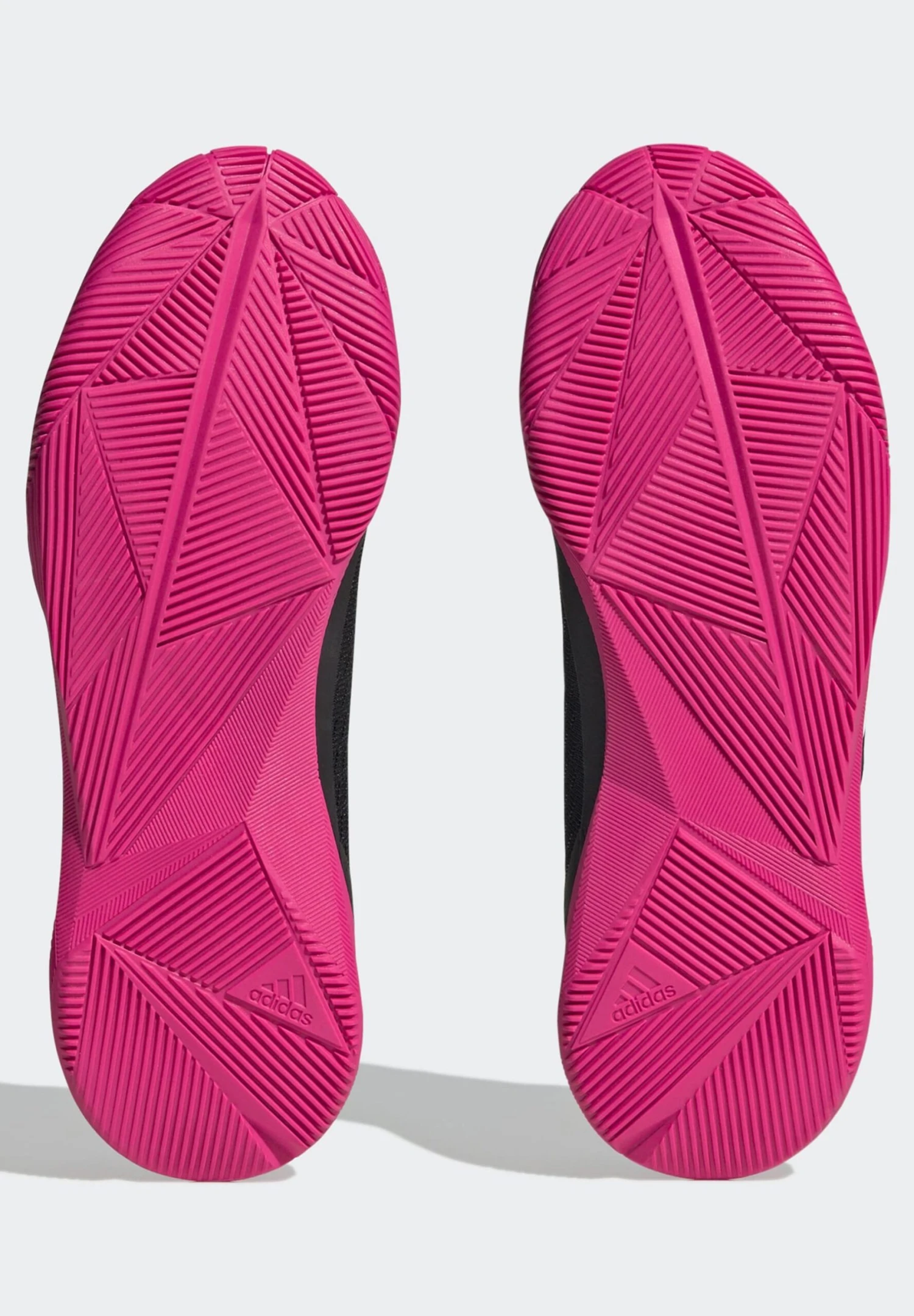 ADIDAS PERFORMANCE Predator Accuracy 3 In Unisex - Botas De Fútbol Sin Tacos - Core Black/Ftwr White/Team Shock Pink 4 ADIDAS PERFORMANCE Predator Accuracy 3 In Unisex - Botas De Fútbol Sin Tacos - Core Black/Ftwr White/Team Shock Pink - Imagen 3