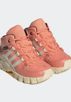 ADIDAS PERFORMANCE Terrex Mid Gtx Unisex - Zapatillas De Senderismo - Coral Fusion White Core Black -Tienda De Moda Juvenil 81fc713aee494b35b46e1046210eadeb