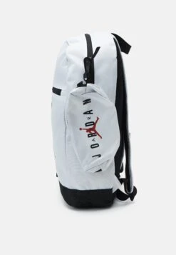 Jordan Air School Backpack With Pencil Case Unisex Set - Estuche Escolar - White -Tienda De Moda Juvenil 8a84262662bb4e4eb1e03ddd41364e7e