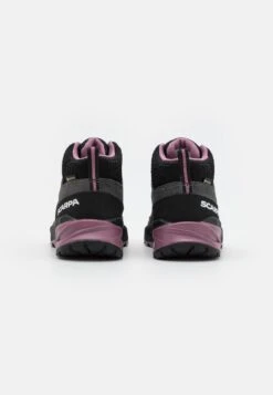 Scarpa Rush Mid Kid Gtx Unisex - Zapatillas De Senderismo - Dark Gray/Lilac -Tienda De Moda Juvenil 8d686212f71649948313643a15873f41