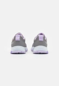 Viking Crude Low Wp Unisex - Zapatillas De Senderismo - Pearlgrey/Lavender 10 Viking Crude Low Wp Unisex - Zapatillas De Senderismo - Pearlgrey/Lavender -Tienda De Moda Juvenil 9f12ce401e234f6293099d7701c64bcf