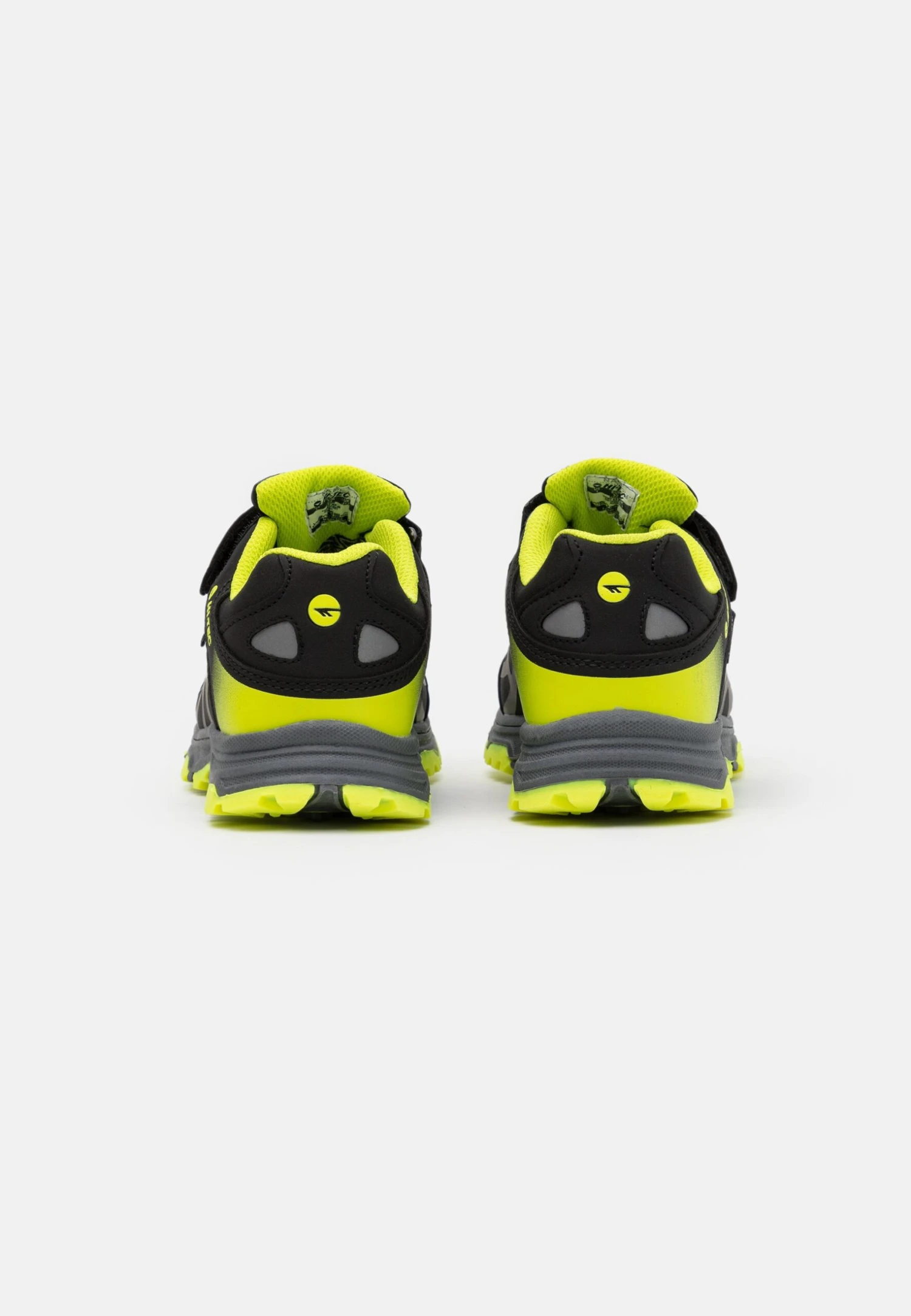 Hi-Tec Yomp Wp Jr Unisex - Zapatillas De Senderismo - Black/Lime Green 5 Hi-Tec Yomp Wp Jr Unisex - Zapatillas De Senderismo - Black/Lime Green - Imagen 3