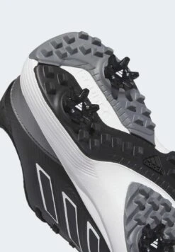 ADIDAS PERFORMANCE Zapatillas De Entrenamiento - Core Black Cloud White Dark Silver Metallic -Tienda De Moda Juvenil a7ac6da25f8648a49f1ad97e7d23e236