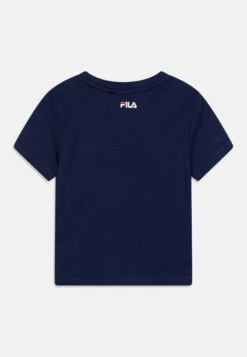 Fila Baia Mare Classic Logo Tee Unisex - Camiseta Estampada - Medieval Blue -Tienda De Moda Juvenil b175628891374165bac60425d9018601