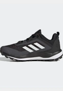 ADIDAS PERFORMANCE Terrex Agravic Flow K - Zapatillas De Senderismo - Core Black/Crystal White/Solar Red -Tienda De Moda Juvenil bb77a92a0bf9481f96ed390bf3666f4e