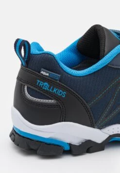 TROLLKIDS Kids Trolltunga Low Unisex - Zapatillas De Senderismo - Navy/Medium Blue -Tienda De Moda Juvenil ca70c493713648a9ba3f8f87596bf144