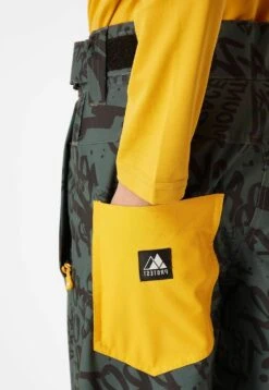 Protest Pantalón De Nieve - Huntergreen -Tienda De Moda Juvenil cc0eff0bad514e388e8f1cd68090166a