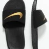 Nike Performance Kawa Slide Unisex - Chanclas De Baño - Black/Metallic Gold -Tienda De Moda Juvenil d5f2d9ea57e344db92656a38f3ac5903