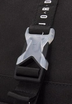 Air Jordan Lunch Backpack Unisex - Mochila - Black 13 Air Jordan Lunch Backpack Unisex - Mochila - Black -Tienda De Moda Juvenil dc2e831d153440cc8b8ca21236e399b6