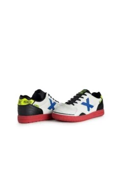 Munich Gresca Fw23 - Botas De Fútbol Sin Tacos - Blanco -Tienda De Moda Juvenil deb34a9acbef4afdad10d6c5f525d0f5