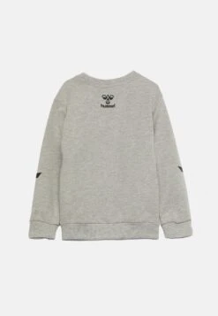 Hummel Batman Dos- Sudadera - Light Grey Melange 6 Hummel Batman Dos- Sudadera - Light Grey Melange -Tienda De Moda Juvenil e9f65908619c409cb000fe11745db1ab